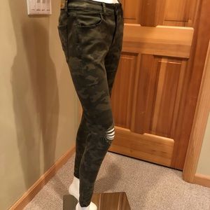 American Eagle Camo Jeggings